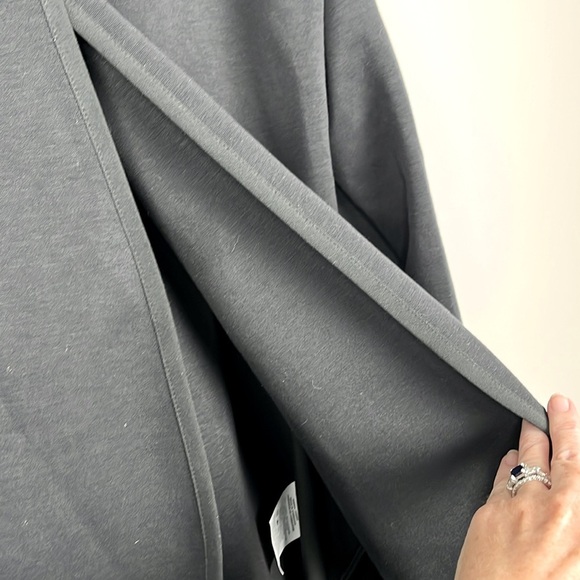 Nike Maternity Nursing Reversible Pullover Sweatshirt Size XS Black - Picture 9 of 9